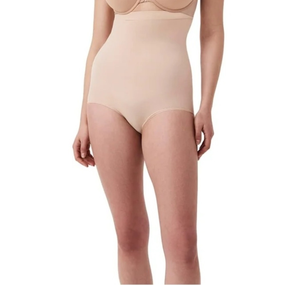 🆕 Spanx Higher Power High Waisted Power Panties Soft Nude Size M